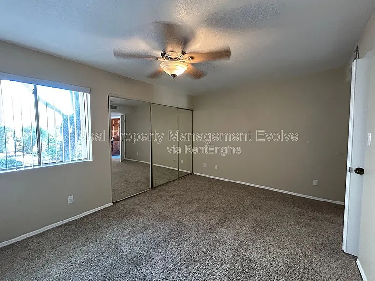 9465 N 92nd St #108 — Photo 5