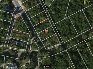 9098 E Lake Rd, Calabash, NC 28467