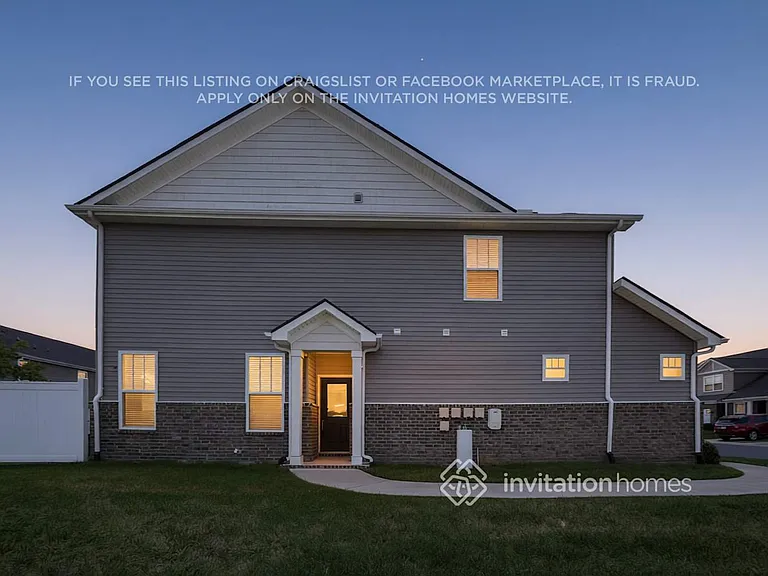 786 Mickelson Way — Photo 4