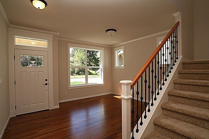 Entry Inlaid Cherry Hardwoods