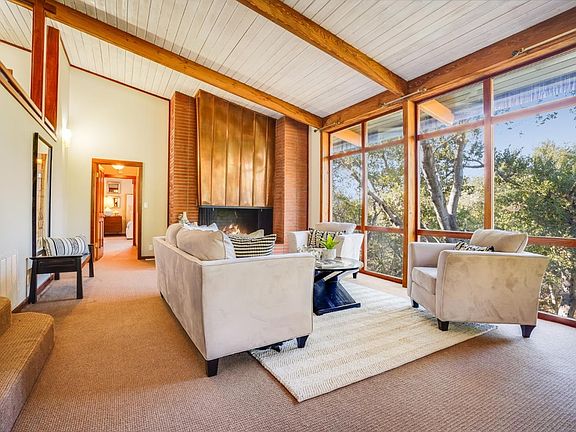 5th image of 18480 Hillview Dr