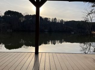 6161 Bartley Rd, Hickory, NC 28601