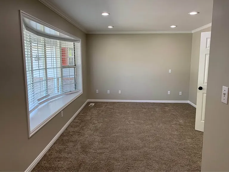 708 N 500th St E #1 — Photo 10