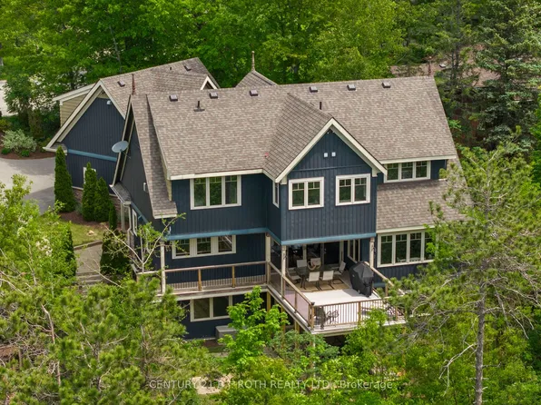 7 Pine Point, Oro Medonte, ON L4M 4Y8