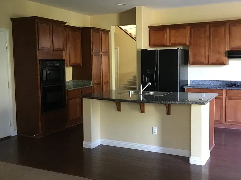 8105 Tazeer St — Photo 3