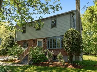 152 Springs Rd, Bedford, MA 01730