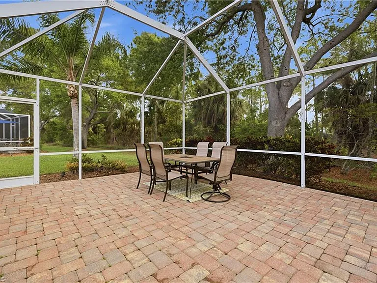 5778 Greenwood Cir — Photo 27