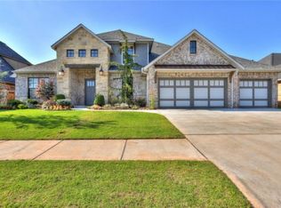 208 NW 151st St, Edmond, OK 73013
