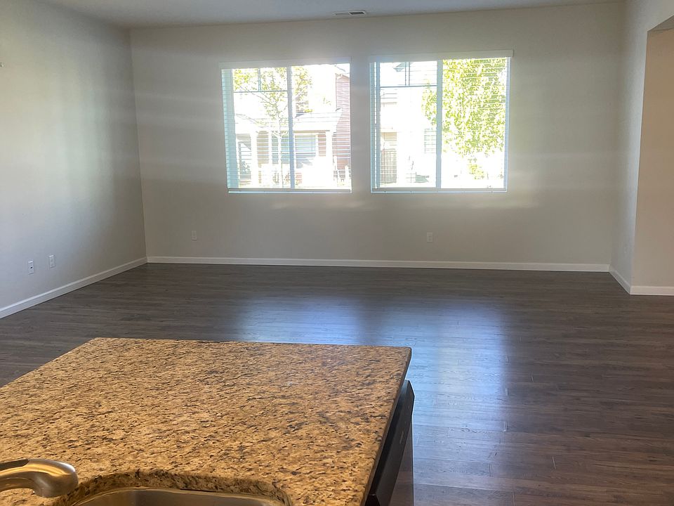2nd image of 2231 SE 17th Aly