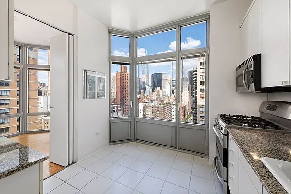 Sold by Douglas Elliman | media 37