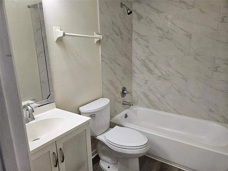 4136 Pershing Pointe Pl #4 — Photo 14