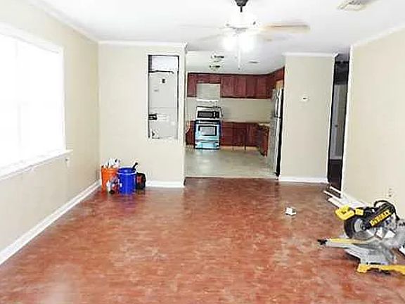 5th image of 109 Twin Cedar Ave