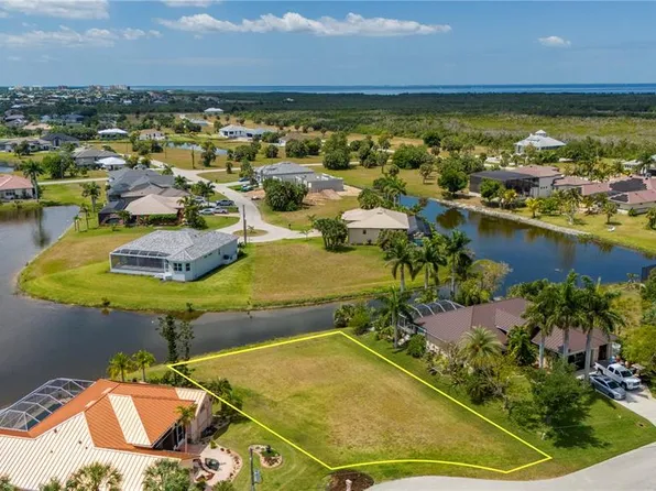 24297 Toth Ln #11, Punta Gorda, FL 33955