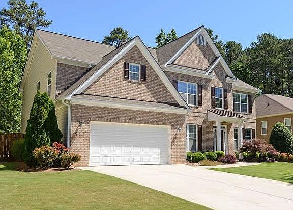 2nd image of 407 Brookfield Cir