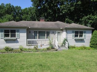 1639 Grafton Rd, Elyria, OH 44035