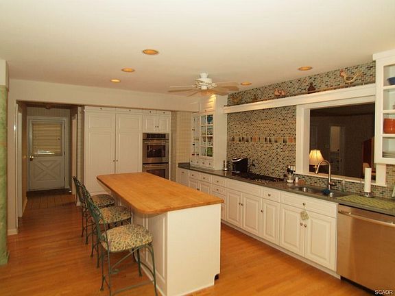 3rd image of 9635 N Shore Dr