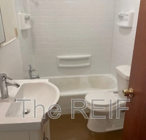1080 E Cornell Ave — Photo 12