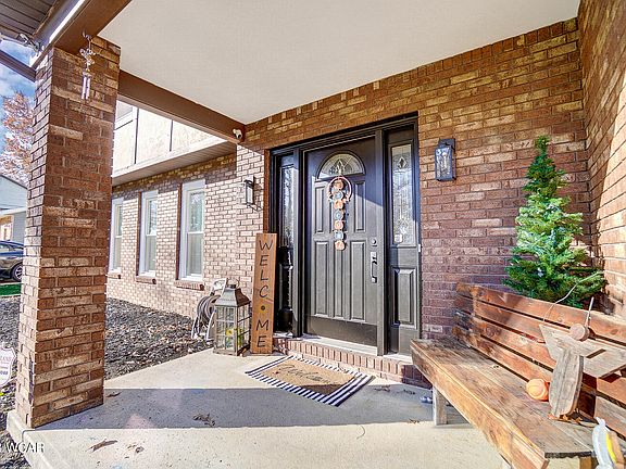 5th image of 724 Tall Oaks Ave