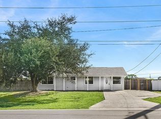 750 SW Lakehurst Drive, Port Saint Lucie, FL 34983