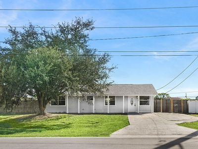 750 SW Lakehurst Drive, Port Saint Lucie, FL, 34983