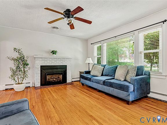 5th image of 3521 Pinebrook Dr
