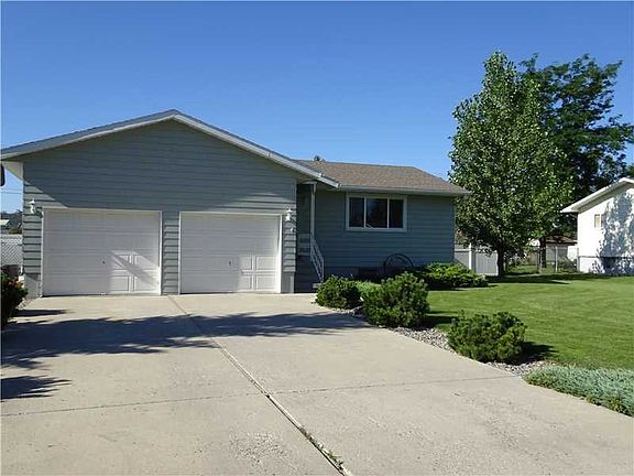 2nd image of 135 Annin Ave