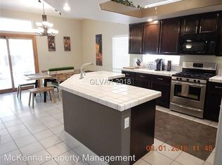 1676 Silver Falls Ave, Las Vegas, NV 89123