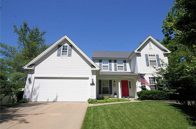 1st image of 527 Bryan Ave