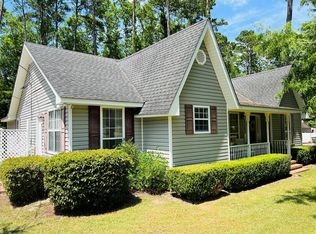 1109 Robin Dr, Thomasville, GA 31792