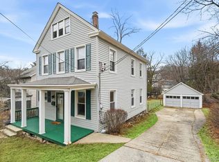 33 Mountain Rd, Irvington, NY 10533