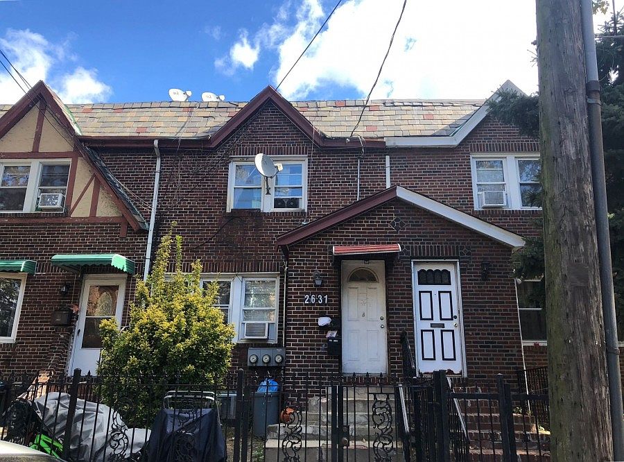 1st image of 2631 98th St