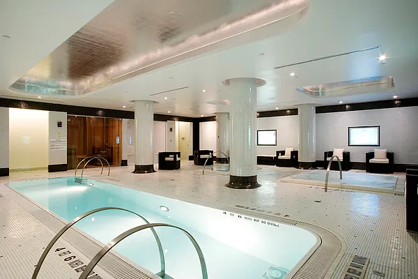 Sold by Luiman Real Estate | media 33