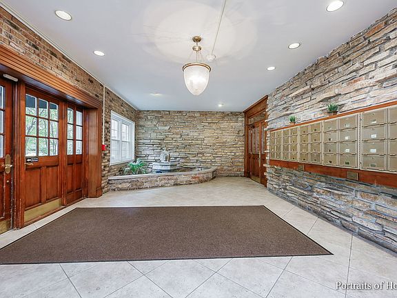 4th image of 1025 Randolph St APT 309