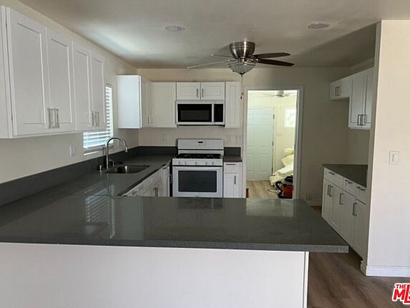2nd image of 924 E H St