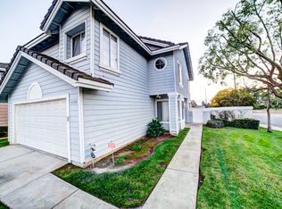 4598 Champagne Ct, Riverside, CA 92505