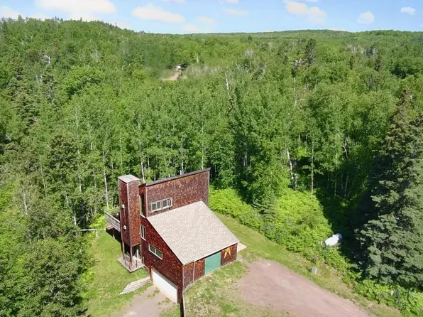 67 Snowshoe Tr, Tofte, MN 55615