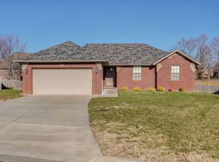 1220 S Sicily Ct, Republic, MO 65738