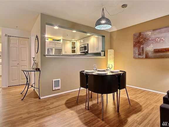 5th image of 1688 118th Ave SE APT B105