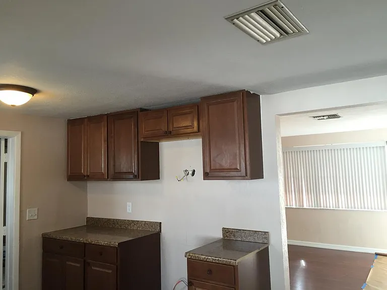 5204 Forest Hills Dr — Photo 19