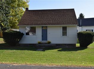 205 Oakley Rd, Syracuse, NY 13209