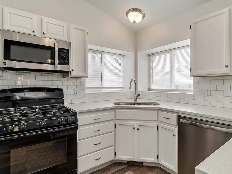 5445 W Aristada Ave — Photo 18
