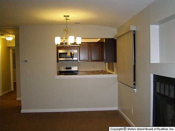 2nd image of 273 Bruckner Ave