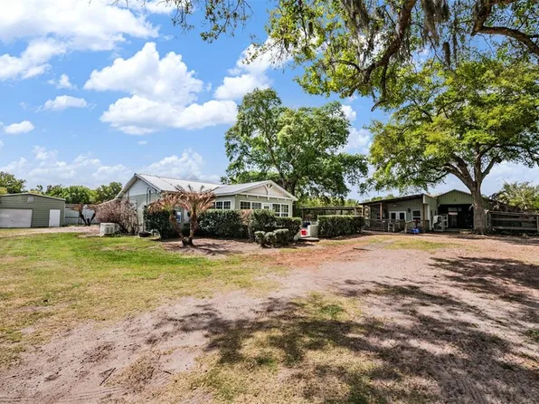 2125 Lanier Rd, Plant City, FL 33565