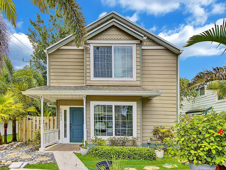 5893 Cassandra Ct — Photo 1