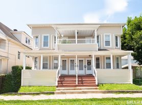 157 Sage Ave, Bridgeport, CT