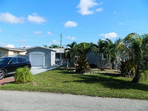 2nd image of 7769 Fairway Blvd