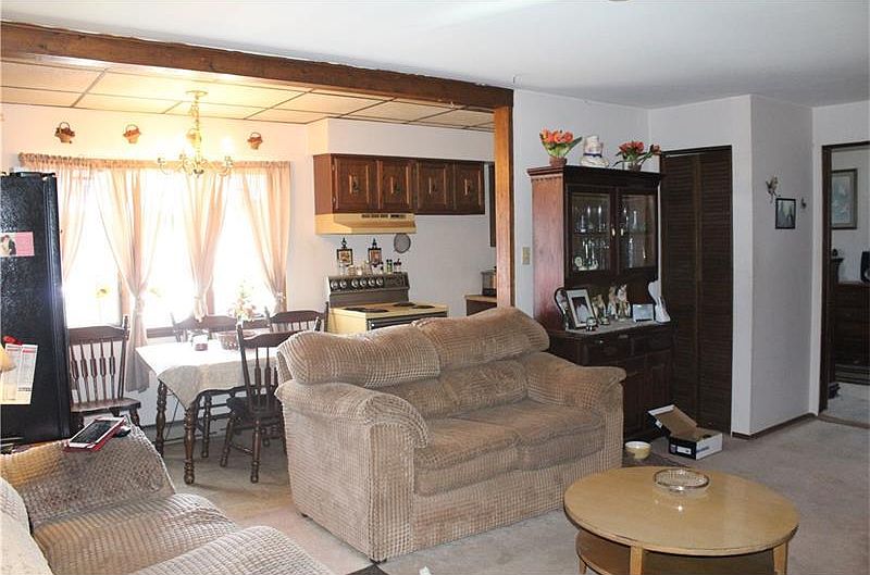 2nd image of 312 16th St
