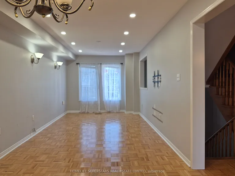 19 Foxchase Ave #46 — Photo 4