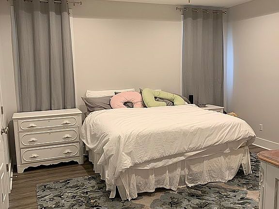 3rd image of 213 Nash Cir