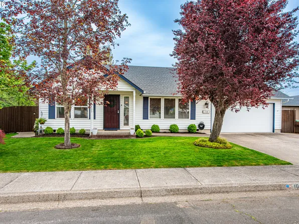 10 Davis Pl, Cottage Grove, OR 97424